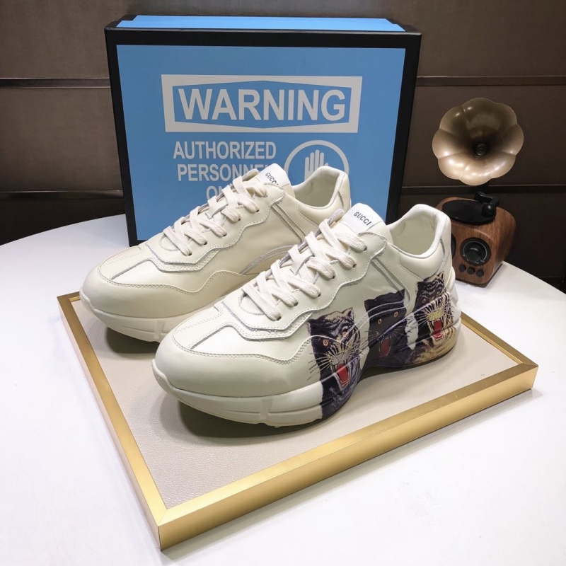 G*u*i casual shoes